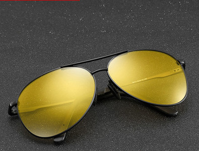 Ochelari de soare pentru bărbați în mai multe culori