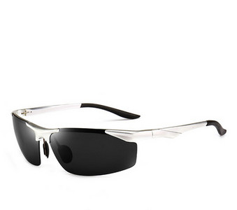 Ochelari pentru bărbați în diferite culori