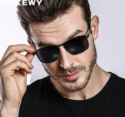 Ochelari de soare eleganti pentru barbati