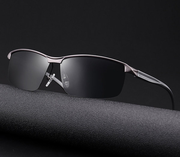 Ležerne muške naočale s tankim okvirom