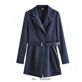 Γυναικεία ριγέ ολόσωμη φόρμα με ζώνη και κουμπιά