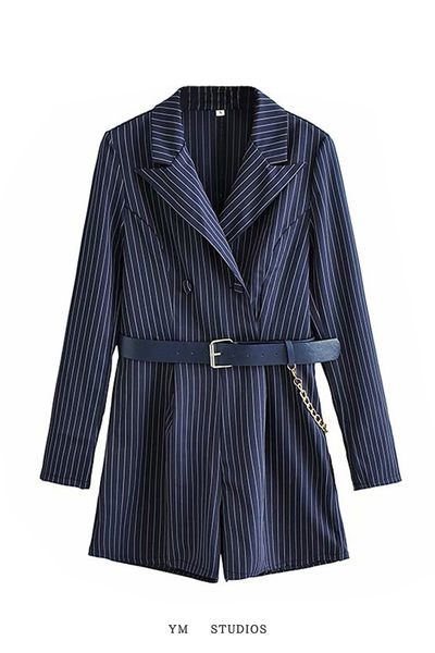 Γυναικεία ριγέ ολόσωμη φόρμα με ζώνη και κουμπιά