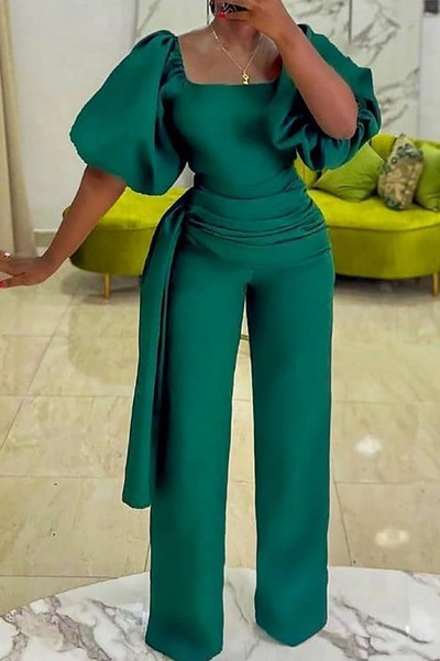 Elegantiškas kombinezonas aukštu juosmeniu