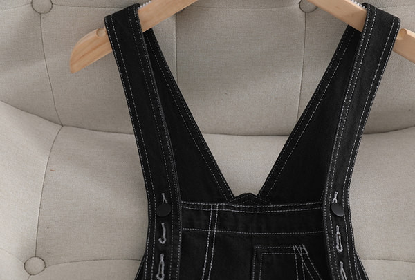 Casual γυναικεία ολόσωμη φόρμα με τιράντες - μαύρο χρώμα