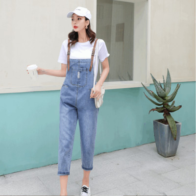 Salopetă casual albastră din denim pentru femei