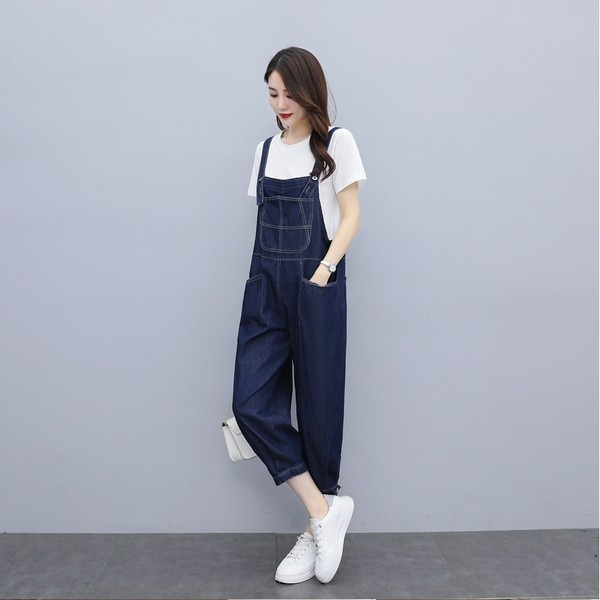 Lihtne taskuga teksakombinesoon