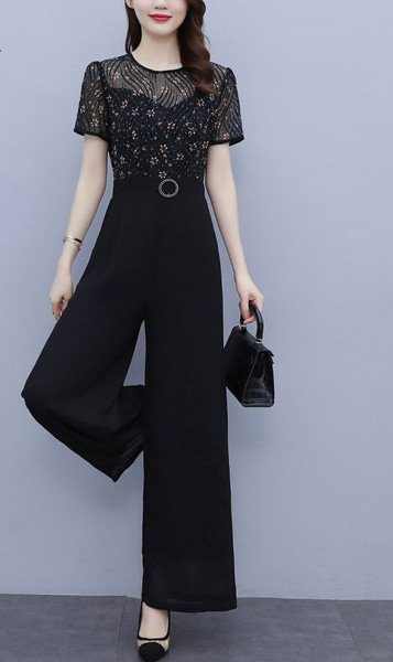 Moodne lühikeste varrukate ja ümara kaelusega naiste kombinesoon