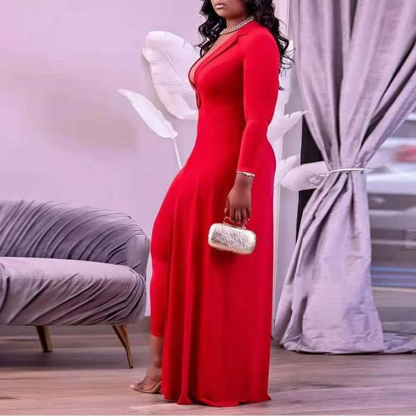 Salopetă de damă la modă cu decolteu în V model nou