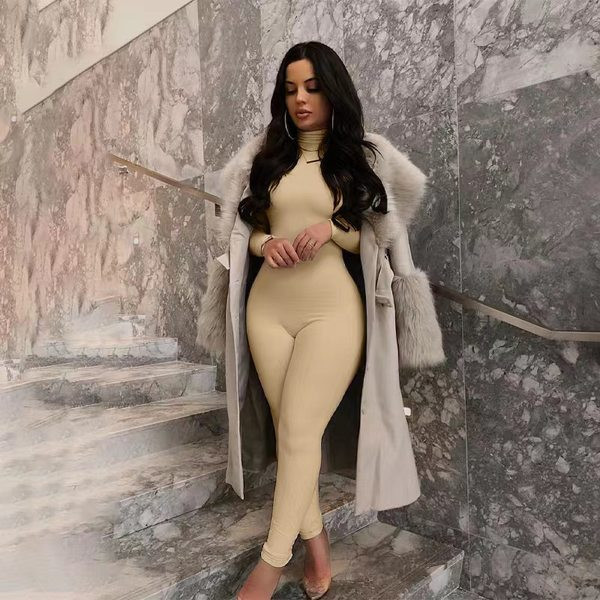 Νέο μοντέλο αθλητική φόρμα γυμναστικής με γιακά πόλο για γυναίκες