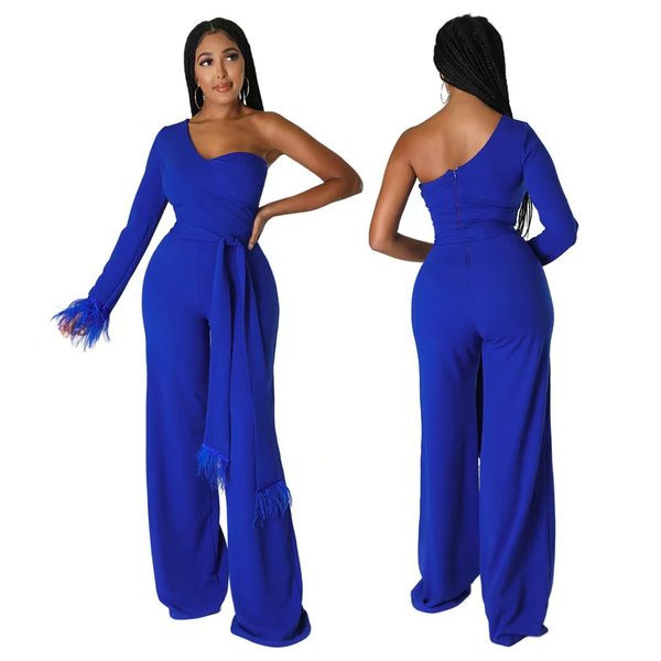 Stiilne naiste ühevarrukaline vööga sulekombine