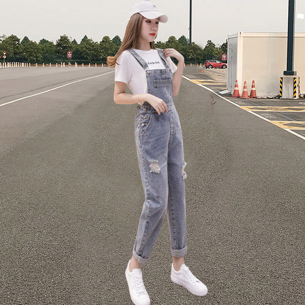 Naiste moodne tasku ja rebenenud motiividega kombinesoon