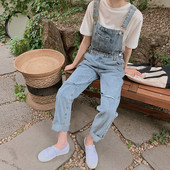 Γυναικεία τζιν σαλοπέτα με εξωτερική τσέπη