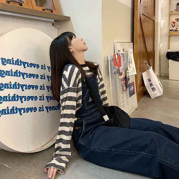 Ležerni traper kombinezon plave boje za žene