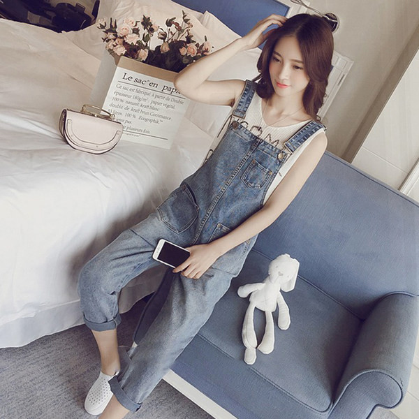 Dámsky ležérny džínsový overal s ramienkami