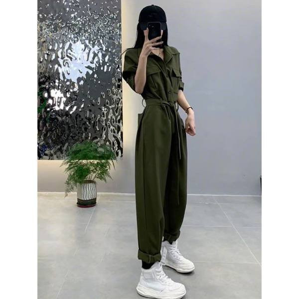 Laia mustriga pikkade varrukatega naiste kombinesoon