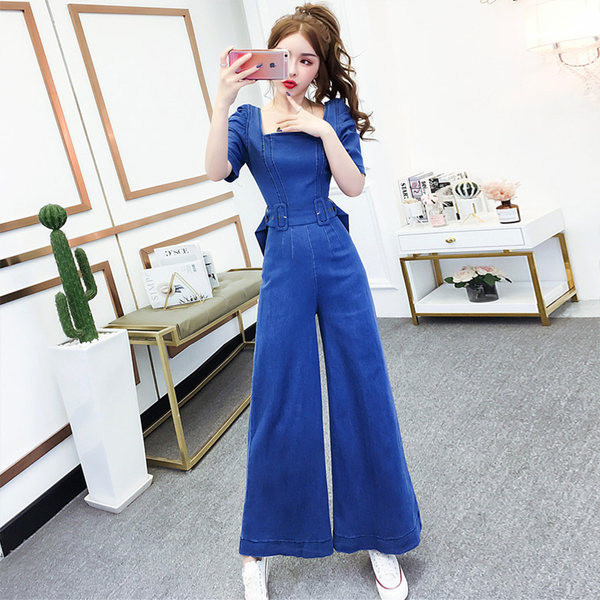 Μοντέρνα γυναικεία ολόσωμη φόρμα με ζώνη σε μπλε χρώμα