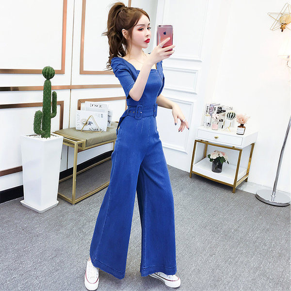 Μοντέρνα γυναικεία ολόσωμη φόρμα με ζώνη σε μπλε χρώμα