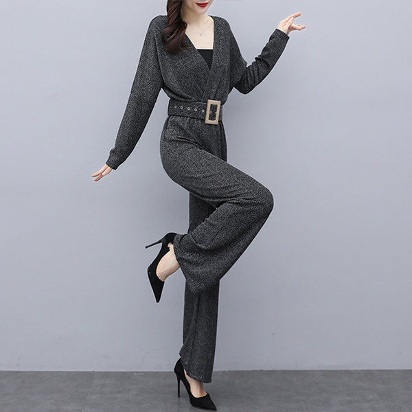 Ženski kombinezon s visokim strukom i remenom