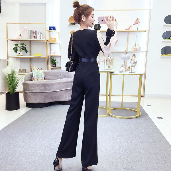 Elegantne terava kaelusega naiste kombinesoon - musta ja lillat värvi