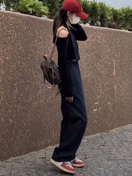 Lai mudel – naiste kombinesoon