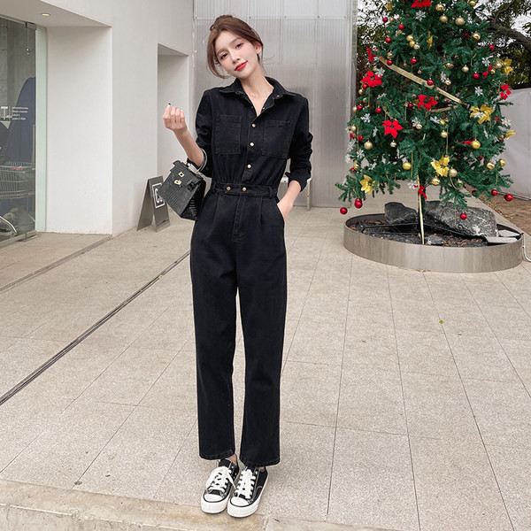 Salopetă de damă din denim cu guler clasic și mâneci lungi