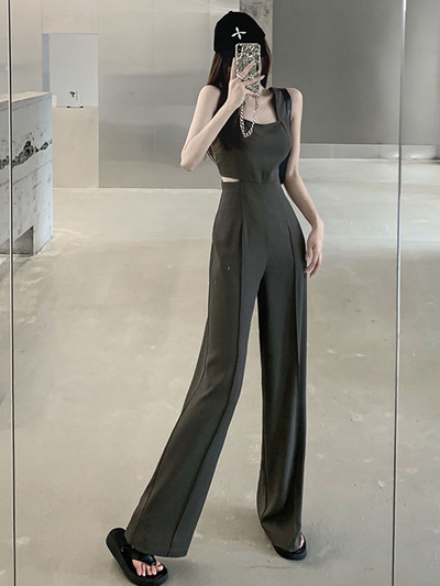 Moderan ženski izrezani kombinezon