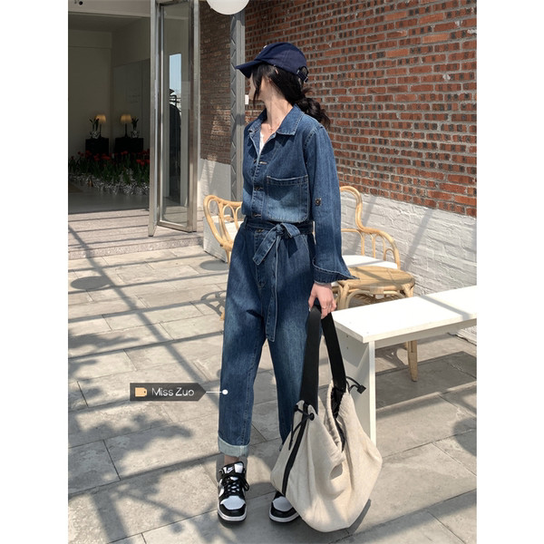 Γυναικεία τζιν ολόσωμη φόρμα με γιακά και τσέπη