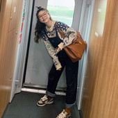 Salopeta de dama din denim - cu nasturi