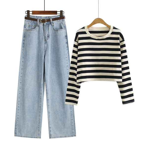 Set de dama din doua piese - pantaloni largi cu o bluza cu dungi