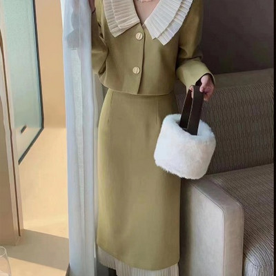 Κομψό γυναικείο σετ