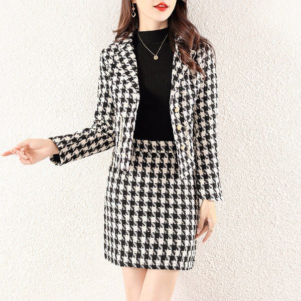 Ženski karirani komplet na kopčanje