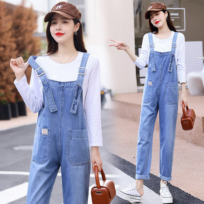 Lihtne taskuga teksakombinesoon