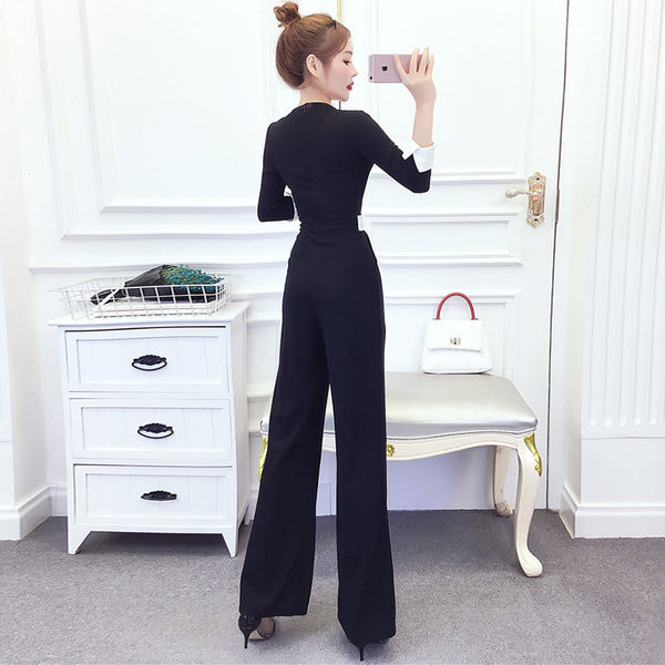 Elegantne kolme värvi nööpidega kombinesoon