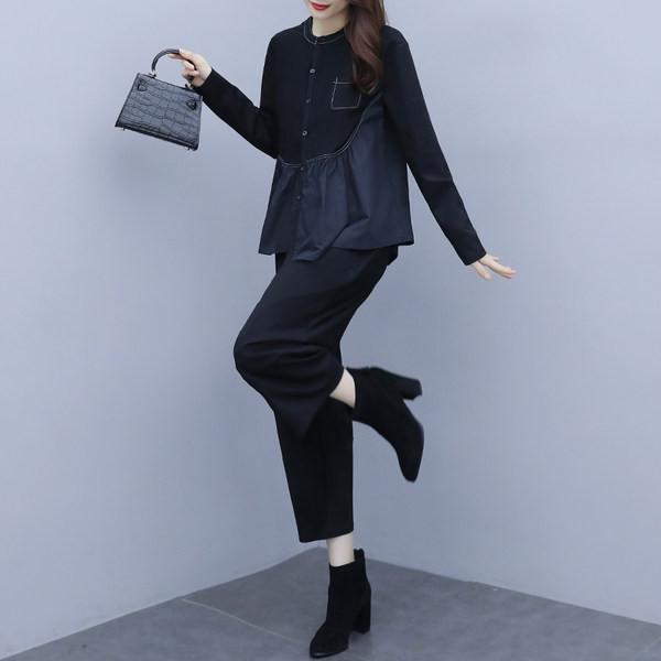 Naiste vabaaja särgi ja pükste komplekt