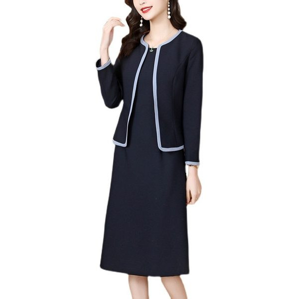 Elegantne naiste kaheosaline kleit jakikomplektiga