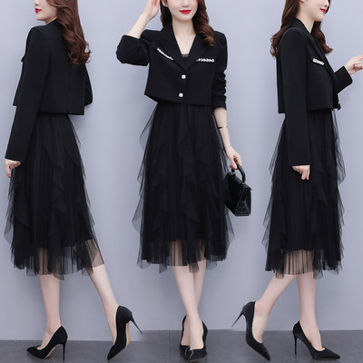 Aktualan dvodijelni komplet haljina sa sakoom