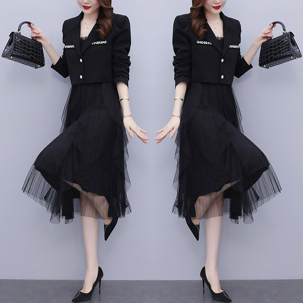 Aktualan dvodijelni komplet haljina sa sakoom