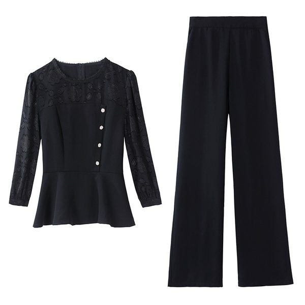 Elegantan ženski dvodijelni komplet bluza i hlače