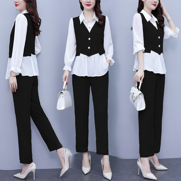Ženski elegantni dvodijelni set s gumbima