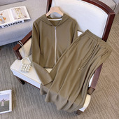 Set de damă cu glugă, cu cravate