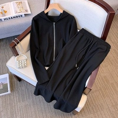 Set de damă cu glugă, cu cravate