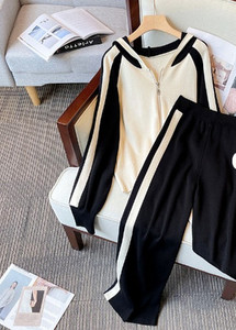 Γυναικείο σετ - φούτερ και παντελόνι με μπορντούρα