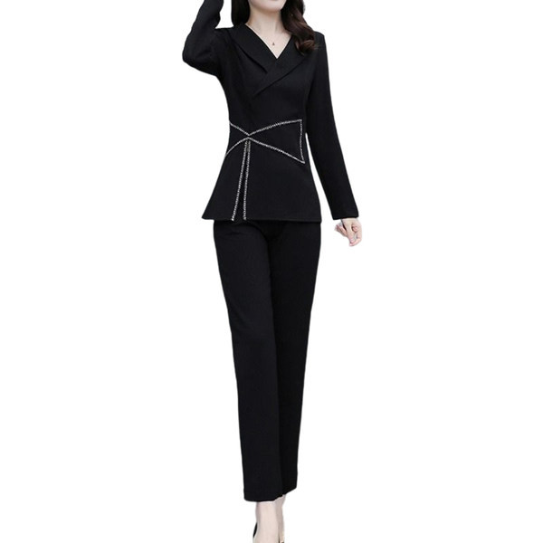 Ženski dvodijelni komplet bluza i hlače