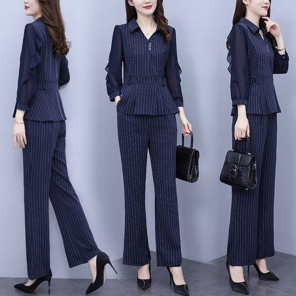 Ženski svečani komplet s klasičnim ovratnikom