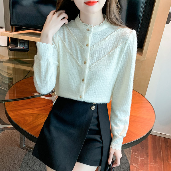 Aktualan dvodijelni komplet suknja i bluza