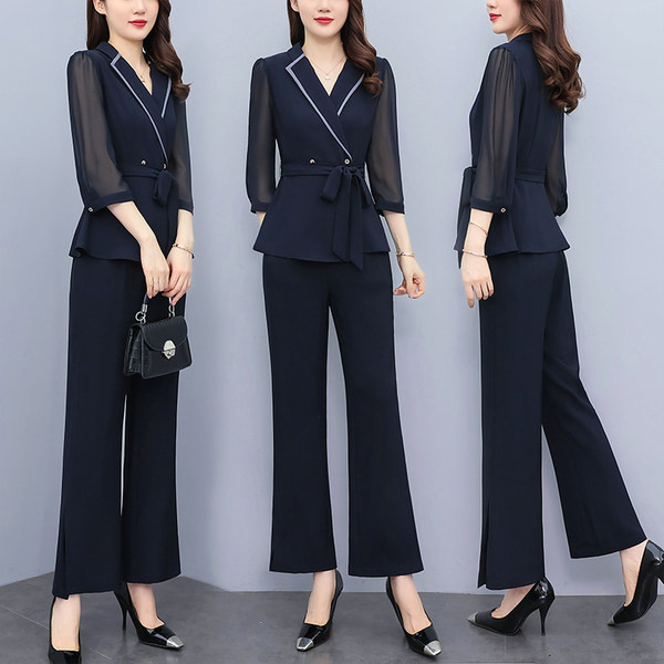 Γυναικείο σετ σε δύο μέρη