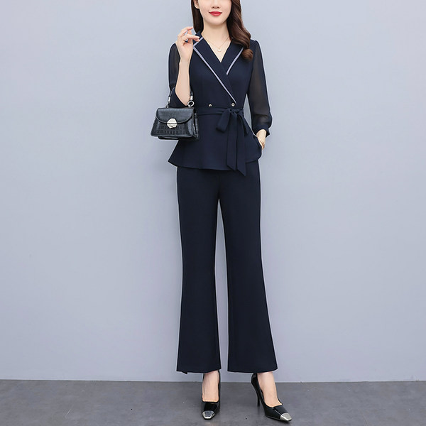 Γυναικείο σετ σε δύο μέρη