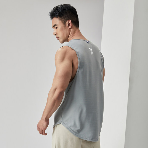 Ανδρικό σπορ φανελάκι casual με γράμματα