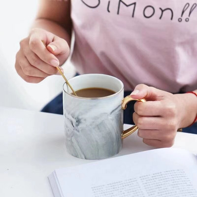 Suport pentru stilou cu model de marmură Nordic Ins Cutie de depozitare pentru perie cosmetică Suport pentru perie de machiaj Borcan de ceramică Container pentru decorarea mesei de acasă