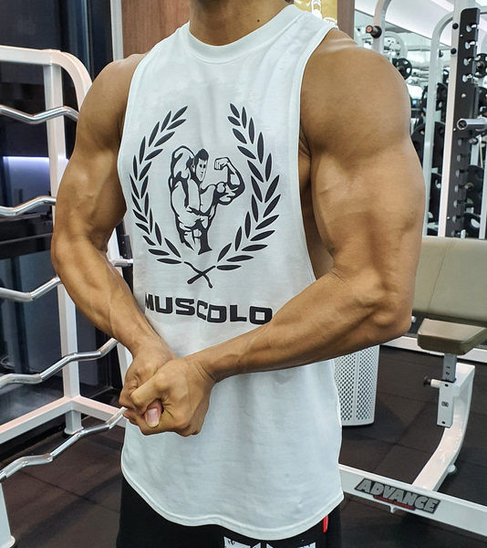 Νέο μοντέλο αθλητικό φανελάκι με επιγραφή και εφαρμογή